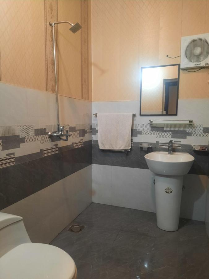 Royal Fort Executive Hotel Gulberg Lahore Zimmer foto